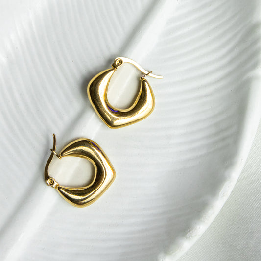 Gold-Plated Felicity Hoops | Minis